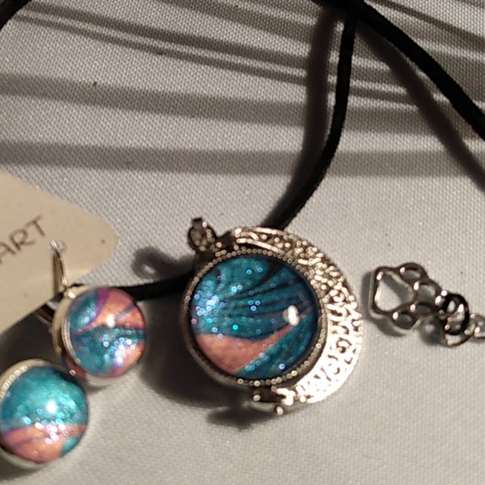 Necklace with matching earrings